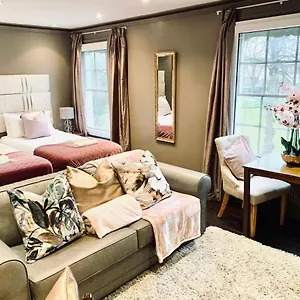 Apartment Emmanuel Block - Cambridge City Centre By Koala & Tree Short Lets & Serviced Accommodation, Cambridge (Cambridgeshire)